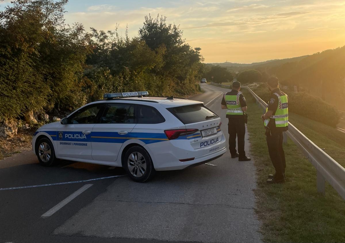 Te Ka Prometna Nesre A U Rovinjskom Selu Djelatnici Hitne Reanimiraju