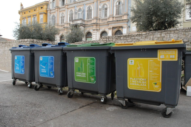 Herculanea Pula najavila izmjene u odvozu otpada i radnom vremenu na Božić i Novu godinu