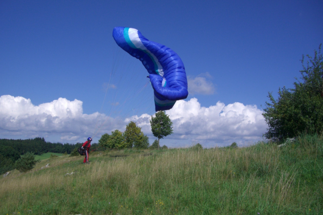 U padu kod Učke teško ozlijeđen 63-godišnji paraglajder iz Novigrada