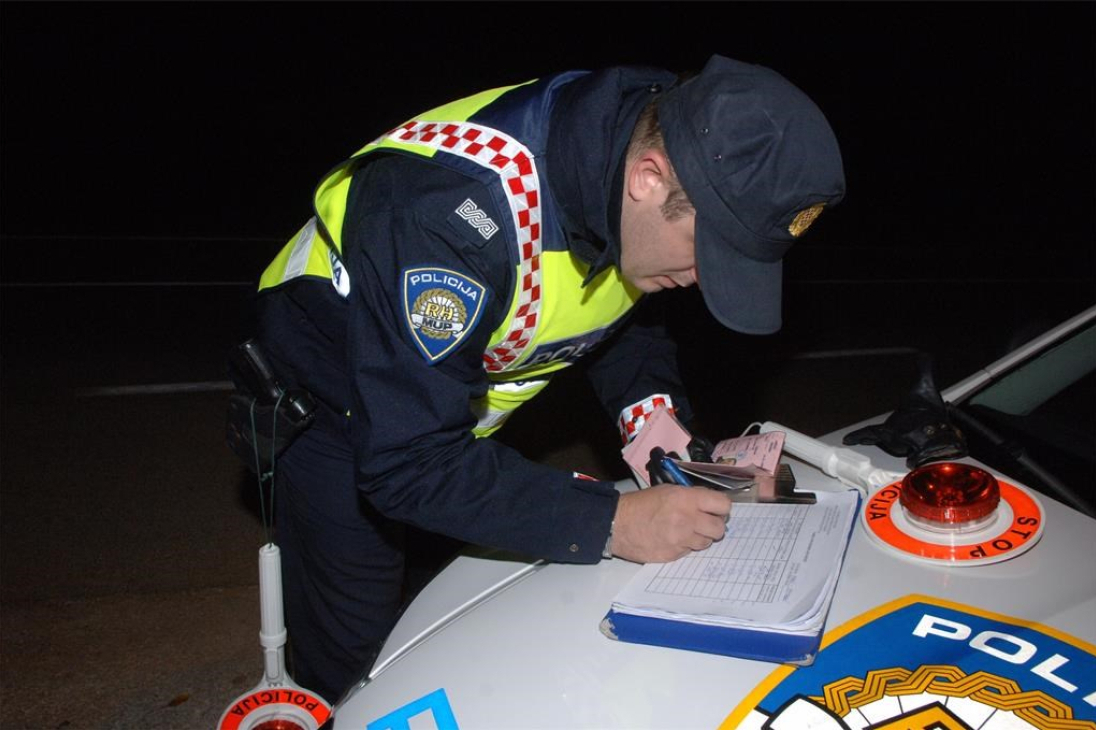 OD ROVINJA DO ŽMINJA Noćas će policija provoditi prometnu akciju alkoholiziranosti vozača!