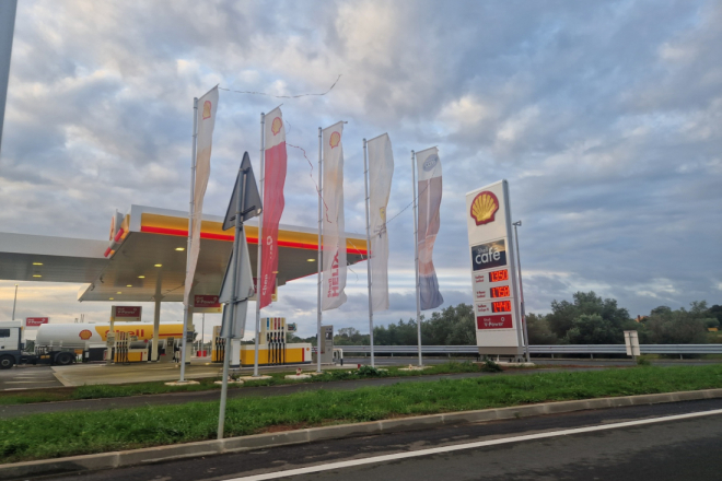 Vlada danas odlučuje: od utorka stižu nove cijene goriva