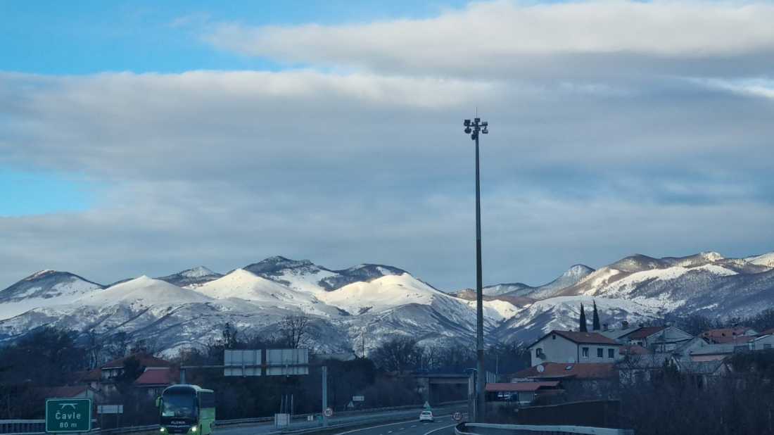 Novi tjedan u znaku južine, hladna fronta stiže u petak