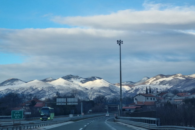 Novi tjedan u znaku južine, hladna fronta stiže u petak