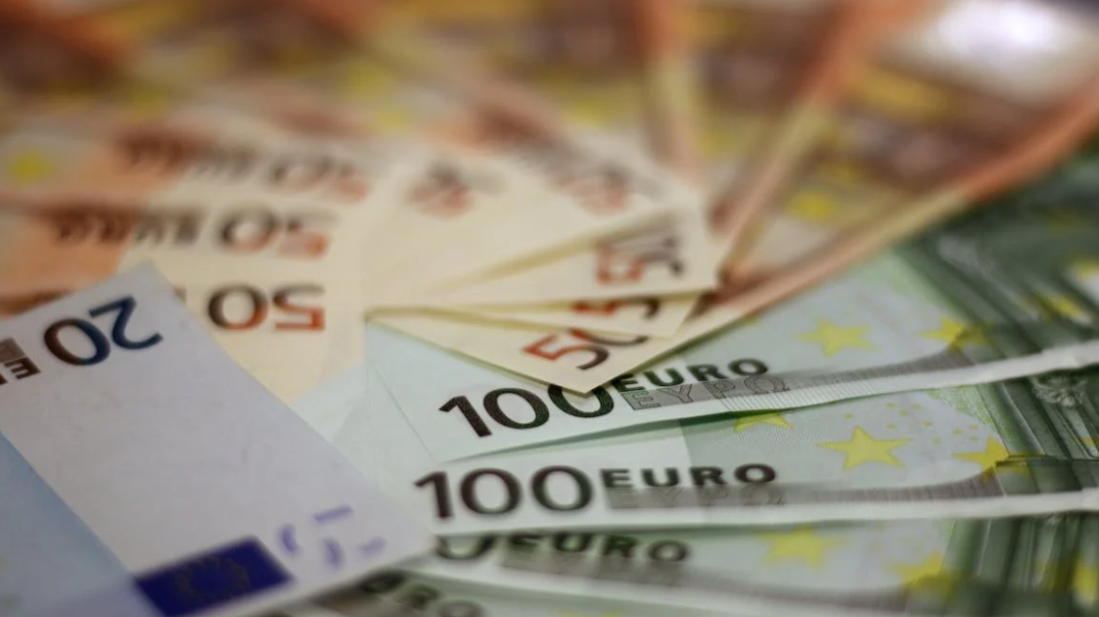 Piletić: Cilj je da minimalac do 2028. godine dosegne 1250 eura