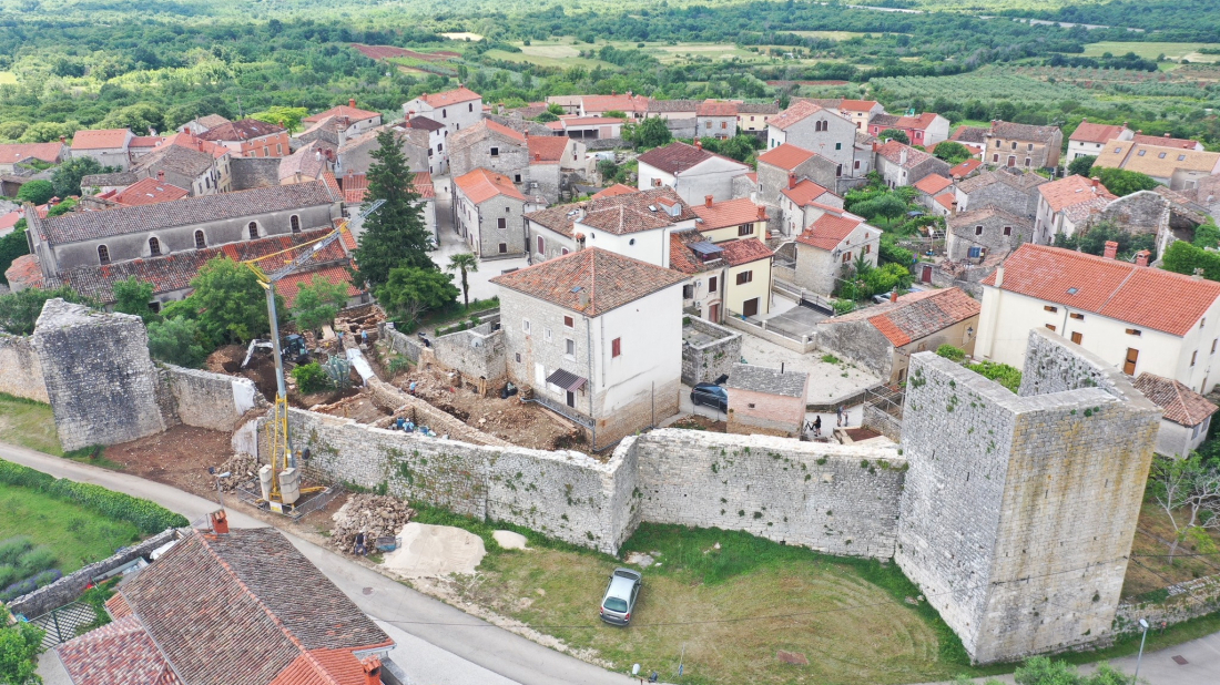 Sveti Lovreč kreće u izradu Strategije zelene urbane obnove: Izdvojite 10 minuta i ispunite anketu!