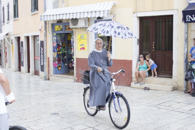 POČIVALA U MIRU! Rovinj se oprašta od voljene časne sestre Valentine