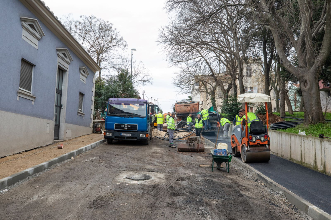 PULA: zabrana prometa u Flavijevskoj ulici od Arene do Punte