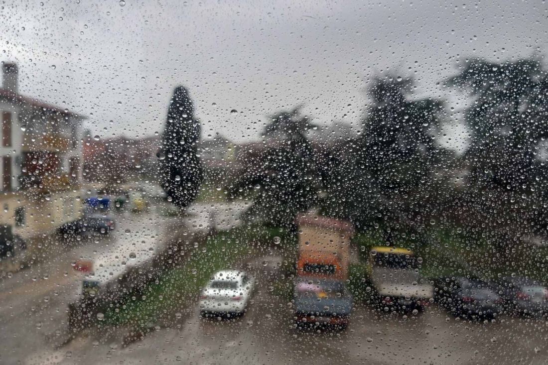 Vikend donosi osvježenje: nakon vrućeg petka stižu pljuskovi i promjena vremena