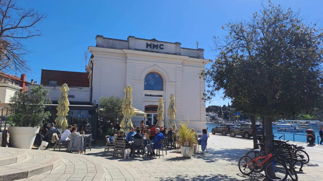 Glazbeni poučak u Rovinju se nastavlja: stiže vrhunski koncert trija FACis!