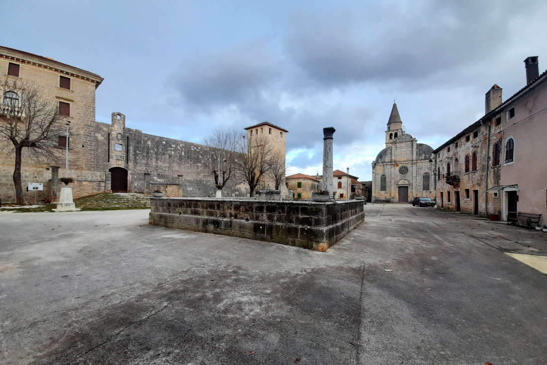 U Rovinju se otvara izložba fotografija uz promociju knjige 'Istrijanske štorije z litratom'