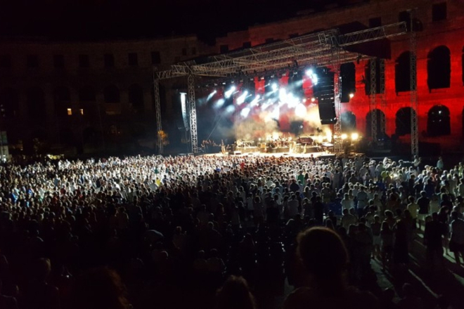 U pulskoj Areni će nastupiti glazbena legenda: Sir Tom Jones