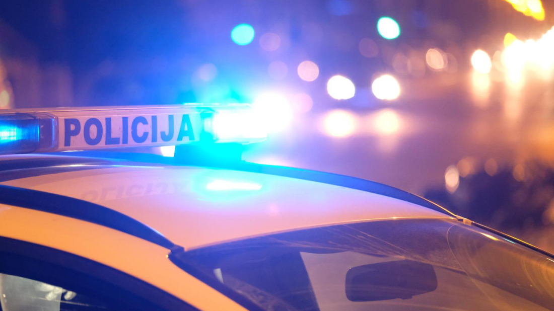 Noćni incident u Puli: Muškarac plamenom ozlijedio policajca!