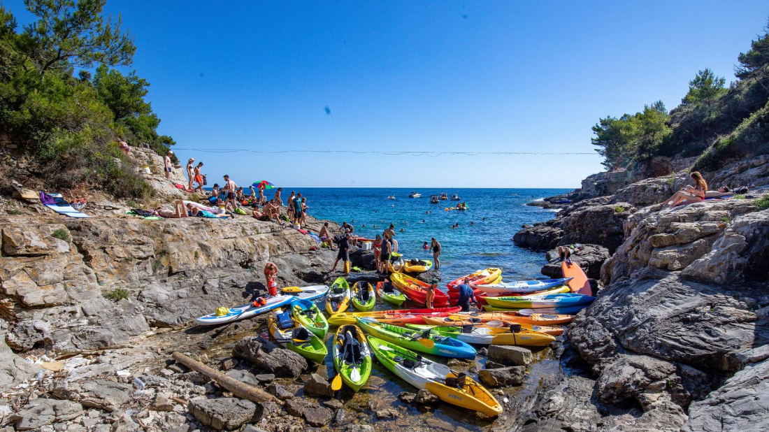 Radojčić predložila niz mjera za zaštitu plaža i kupača od masovne i nezakonite eksploatacije pomorskog dobra