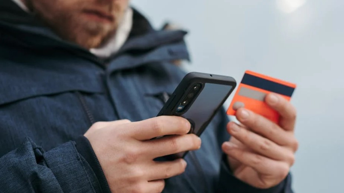 Preko interneta kupovao povoljnu mobilnu kućicu pa ostao i bez kućice i bez novca!