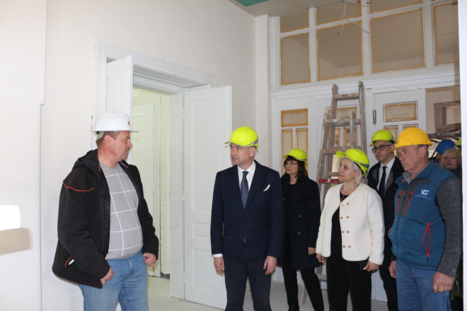 Rovinjska bolnica pred novim investicijskim ciklusom: Obnavljat će se glavna zgrada, Palestra i terase