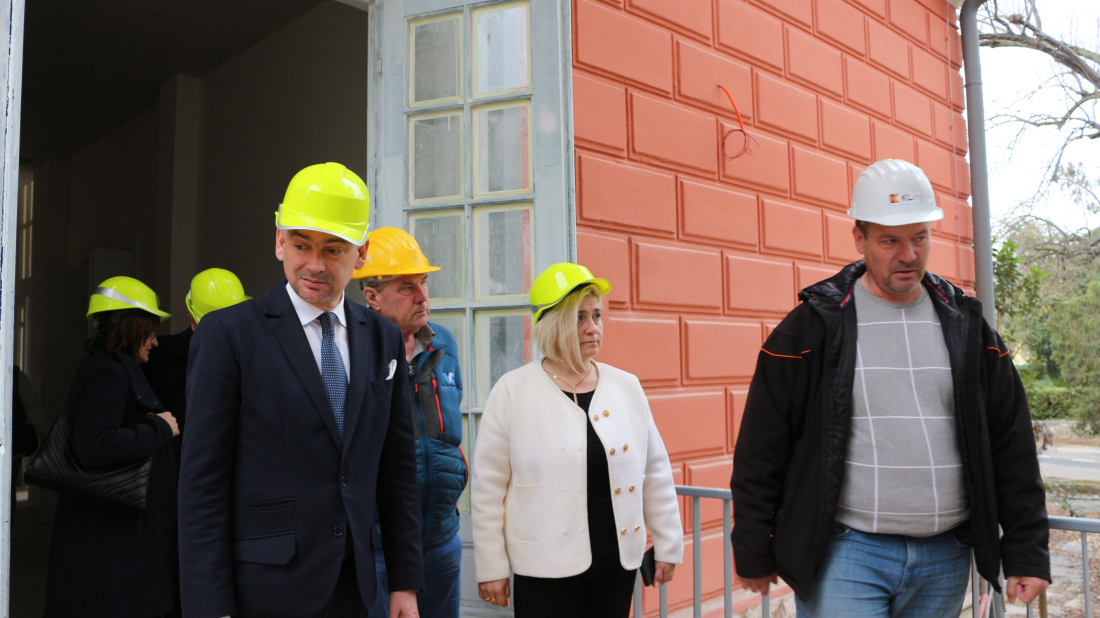 (FOTO) Radovi na adaptaciji Odjela za dječju rehabilitaciju u sklopu rovinjske bolnice napreduju planiranom dinamikom!