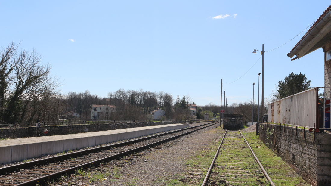 Zbog radova privremeno će se zatvoriti željeznički prijelaz Pinkolica kod Kanfanara