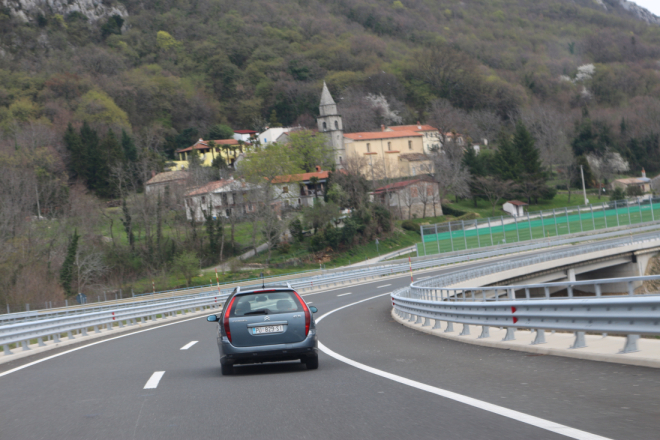 U nesreći na Ipsilonu poginuo 28-godišnji njemački motociklist