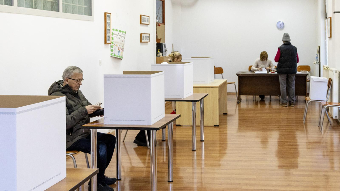 Stalnim sastavima izbornih povjerenstava naknade od 430 do 1.100 eura neto po osobi