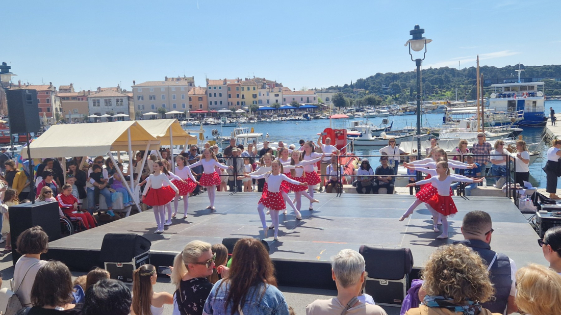 (FOTO) U Rovinju Dance Festival okupio oko 250 plesačica iz cijele Hrvatske
