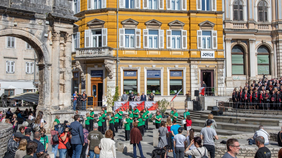 Na Trgu Portarata obilježen Međunarodni praznik rada