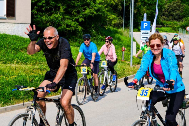 Sunčani početak svibnja pretvorio Vrsar u pozornicu za fine zalogaje i aktivan odmor