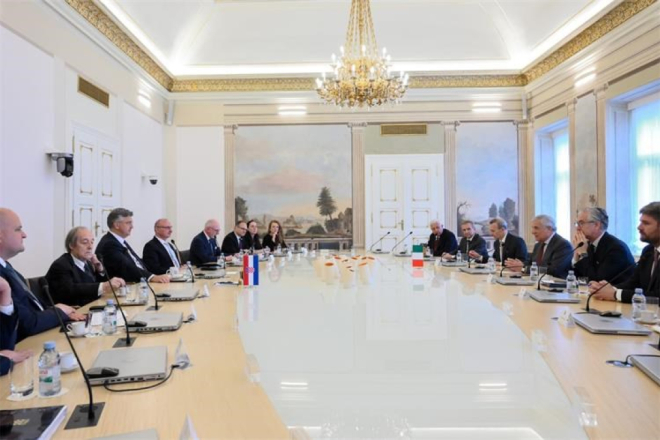 Održan Hrvatsko-talijanski gospodarski forum: Podmorski kabel s Italijom kao strateški energetski projekt