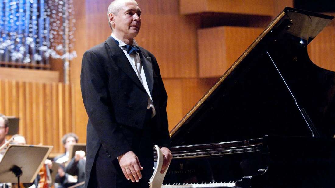 Ivo Pogorelić dolazi u Istru: Legendarni pijanist uskoro će nastupiti u Puli