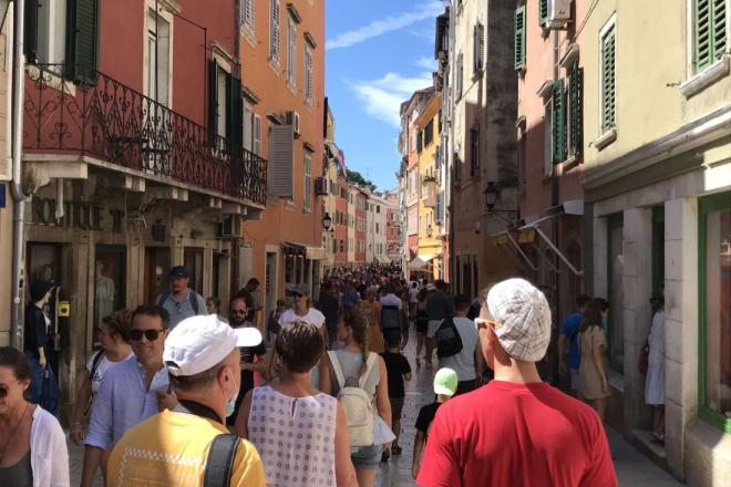 Istra među najopterećenijim turističkim destinacijama u Europi: Može li izdržati navalu turista?