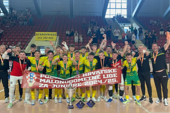 Povijesni uspjeh: Pula slavi nove futsal prvake!