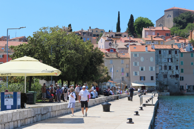 ROVINJ Idućeg tjedna započinje investicijsko održavanje javne rasvjete u ulici Jurja Dobrile