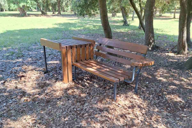 Mjesto za predah i bliskost: U Rovinju postavljene prve klupe za dojilje