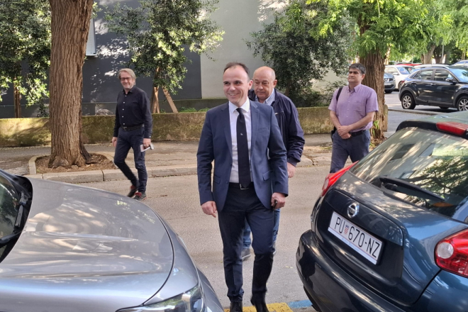 Miletić dobio podršku Predsjedništva IDS-a, odluka u rukama Savjeta: V.D. predsjednik stranke Loris Peršurić!
