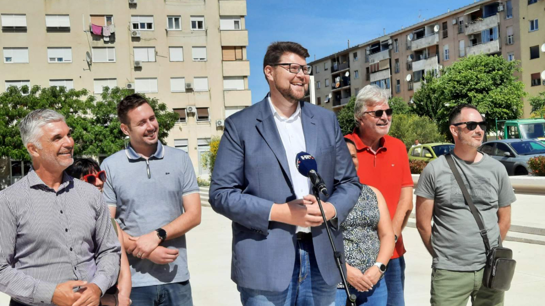 Peđa Grbin: 'Ulog je velik – budućnost našeg grada. Idemo zajedno u nedjelju birati pouzdanost, prosperitet, snagu...''