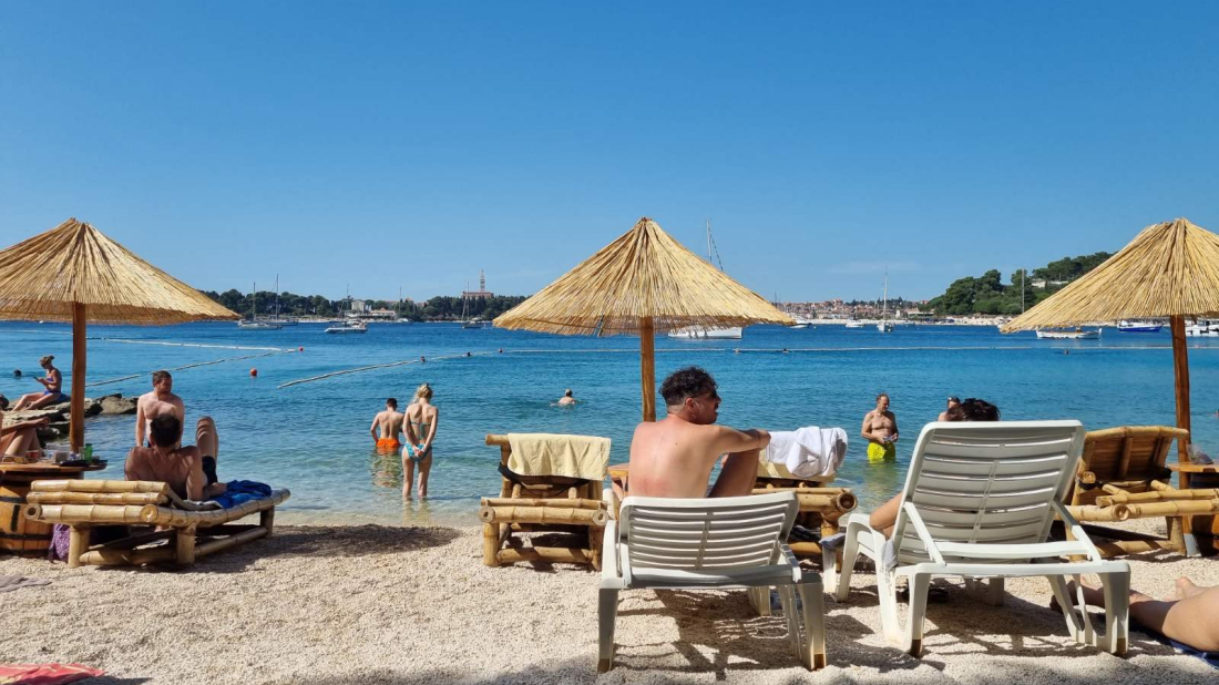 U travnju 14,8% više dolazaka i za 8,4% više noćenja turista u odnosu na lani!
