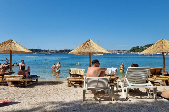 U travnju 14,8% više dolazaka i za 8,4% više noćenja turista u odnosu na lani!
