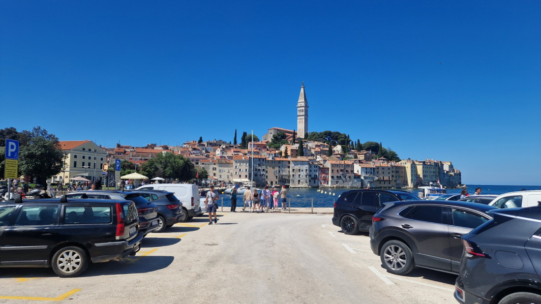 U Rovinju od ponedjeljka stupa na snagu ljetni režim prometovanja u pješačkoj zoni
