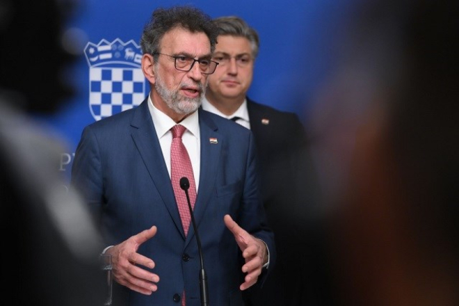 Fuchs tvrdi da se sindikati neosnovano bune ''nakon ogromnog rasta plaća''