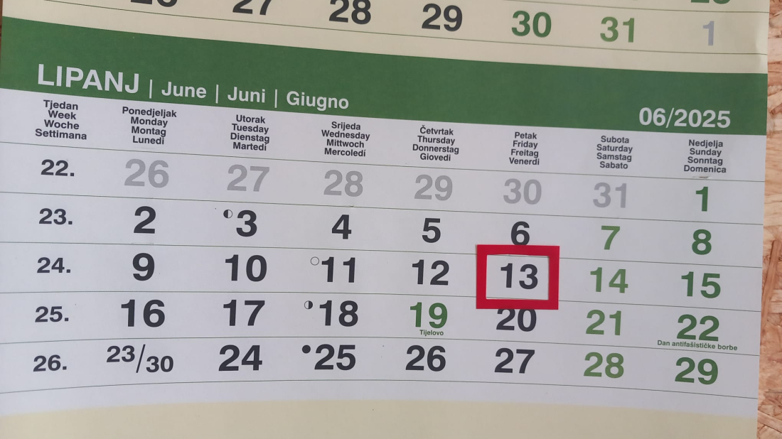Danas je petak 13.! Zbog praznovjerja neki hoteli nemaju 13. kat, a avioni sjedalo broj 13...