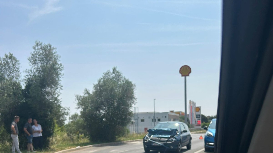 Prometna nesreća na ulazu u Rovinj, stvara se velika kolona
