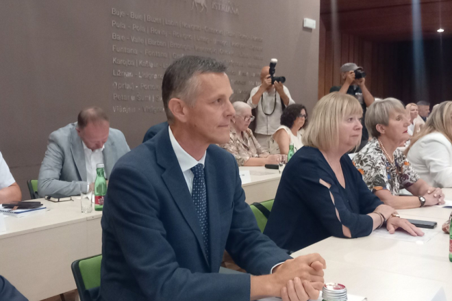 Konstituirana nova Skupština Istarske županije: Valter Flego jednoglasno izabran za predsjednika!
