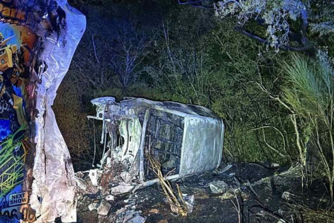 Sinoć se zapalio automobil na cesti Peroj-Barbariga, intervenirali pulski vatrogasci
