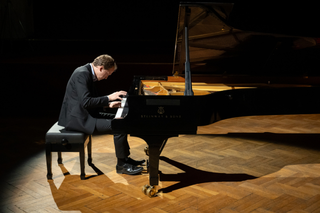 Pijanist svjetskog ugleda Ivan Krpan nastupio u Puli u završnici Piano PoolA