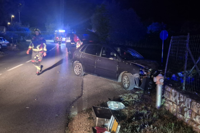 Nesreća u Rovinju: Vozač sletio s ceste zbog umora