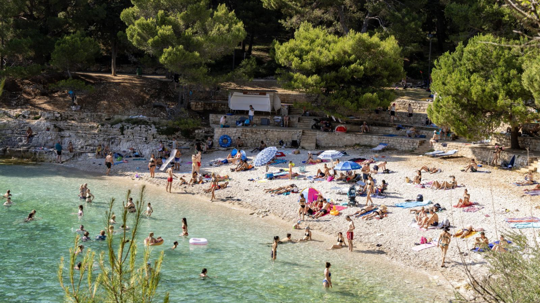 Na obali opasnost od visokih temperatura, DHMZ izdao crveno upozorenje