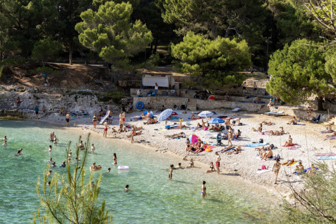 Na obali opasnost od visokih temperatura, DHMZ izdao crveno upozorenje