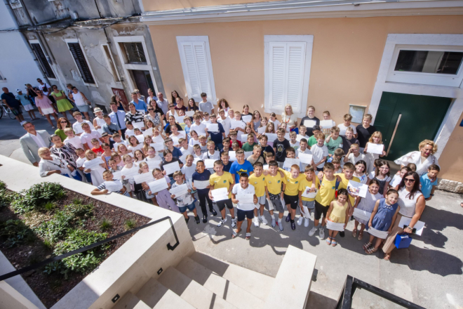 Pohvaljeni laureati županijskih i državnih natjecanja rovinjskih osnovnih škola