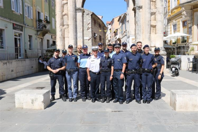 Talijani u Rovinju, Nijemci u Poreču, Austrijanci u Umagu: Ovog ljeta Istru čuva i 20 stranih policajaca