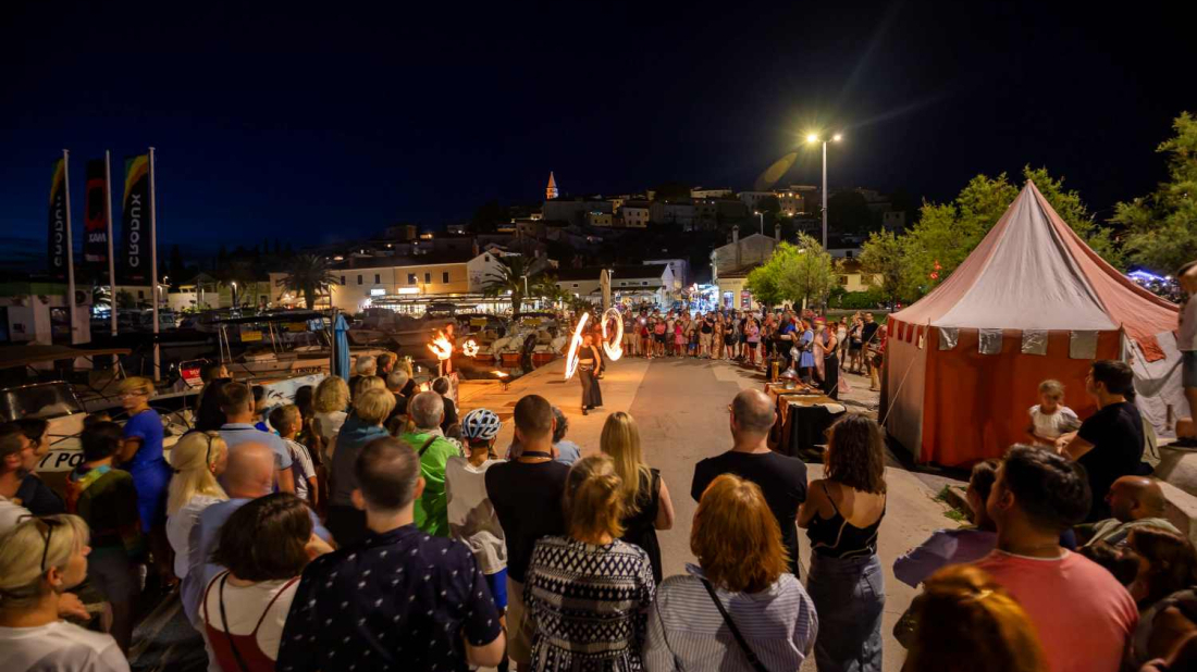 Istraživanje o turističkim navikama: Kamo i zašto putuju Hrvati?