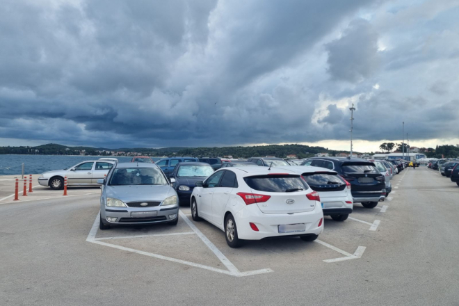 Grmljavinsko nevrijeme i vjetar prijete Istri, početak tjedna donosi sunce